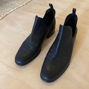 Rachel Comey, size 6 ankle boots with cut outs